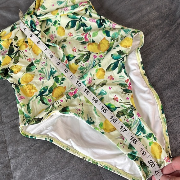 ANTHROPOLOGIE Lemon Print Tie Front One Piece Swimsuit Size Small - Picture 8 of 8